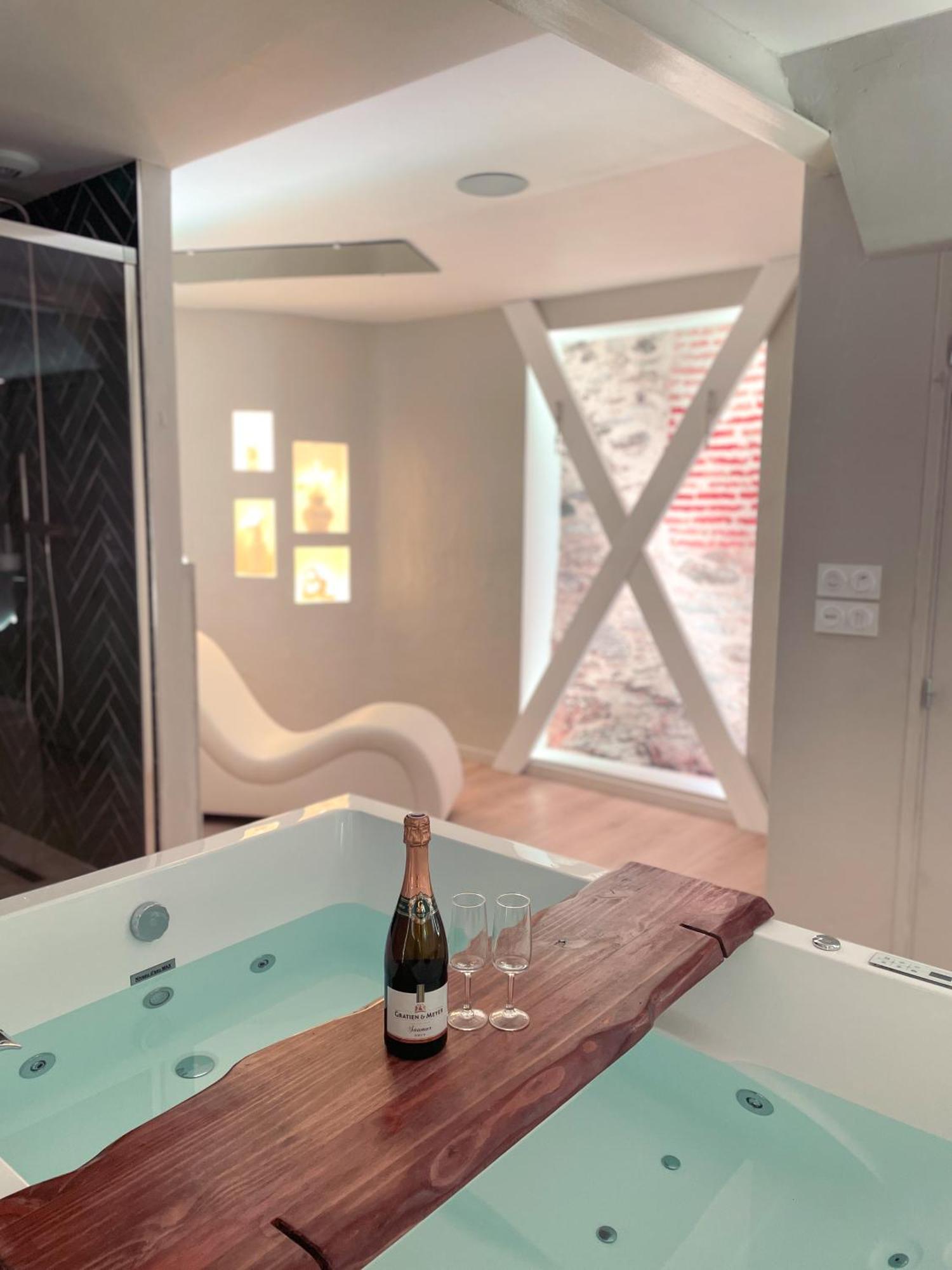 A La Folie - Loft & Spa Montrevault Exteriér fotografie